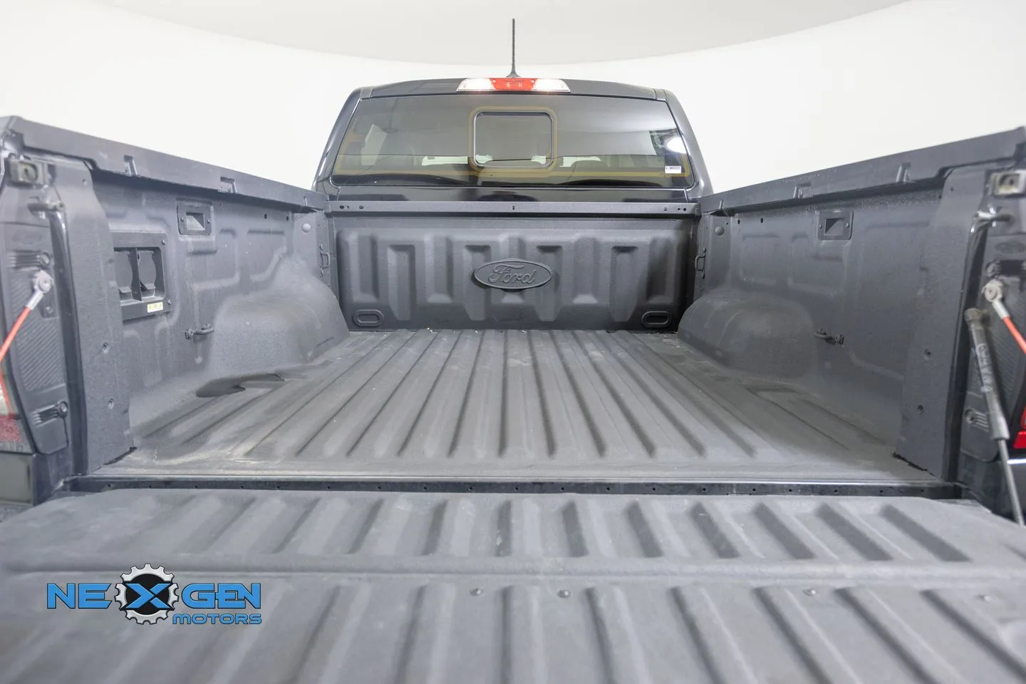Ford Ranger photo 35