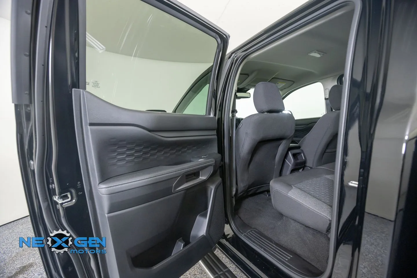 Ford Ranger photo 28