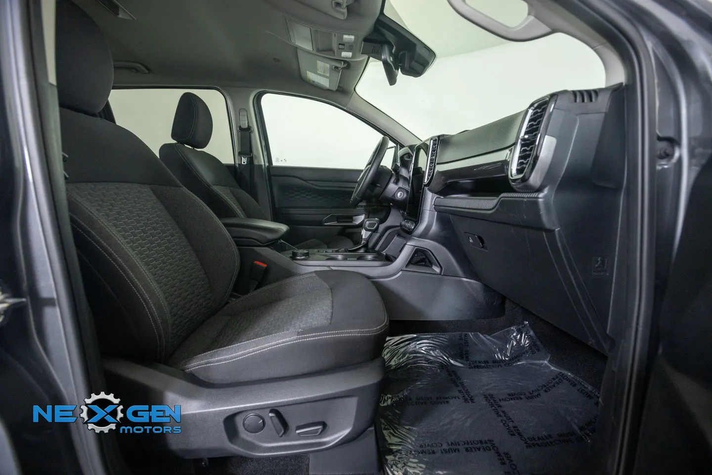 Ford Ranger photo 8