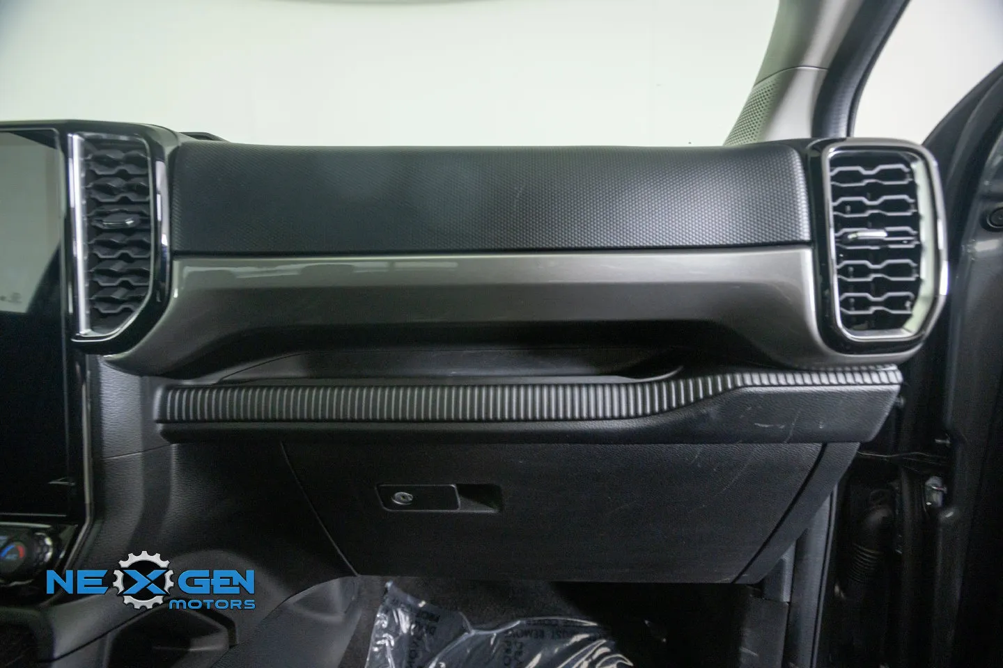 Ford Ranger photo 9