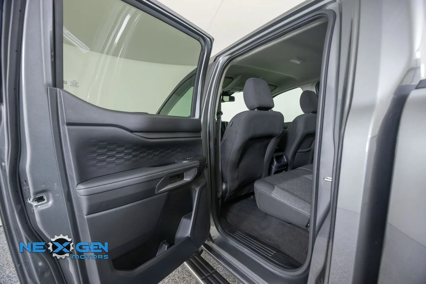 Ford Ranger photo 29