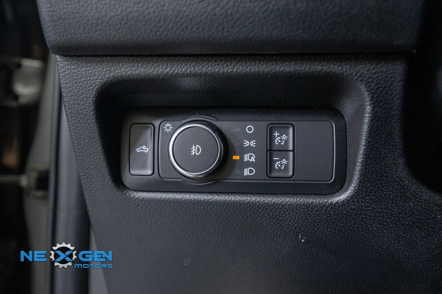 Ford Ranger photo 16