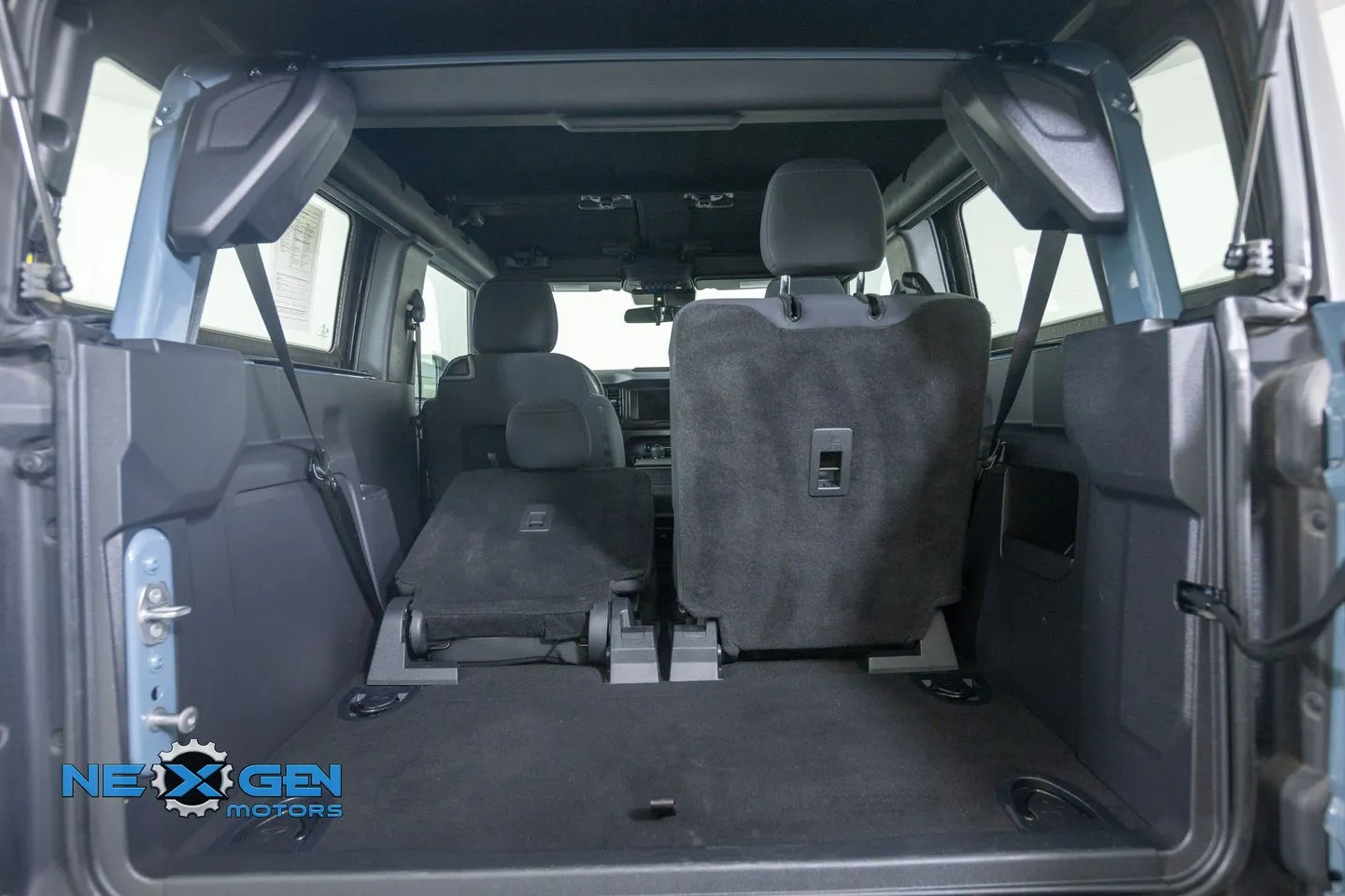 Ford Bronco photo 36
