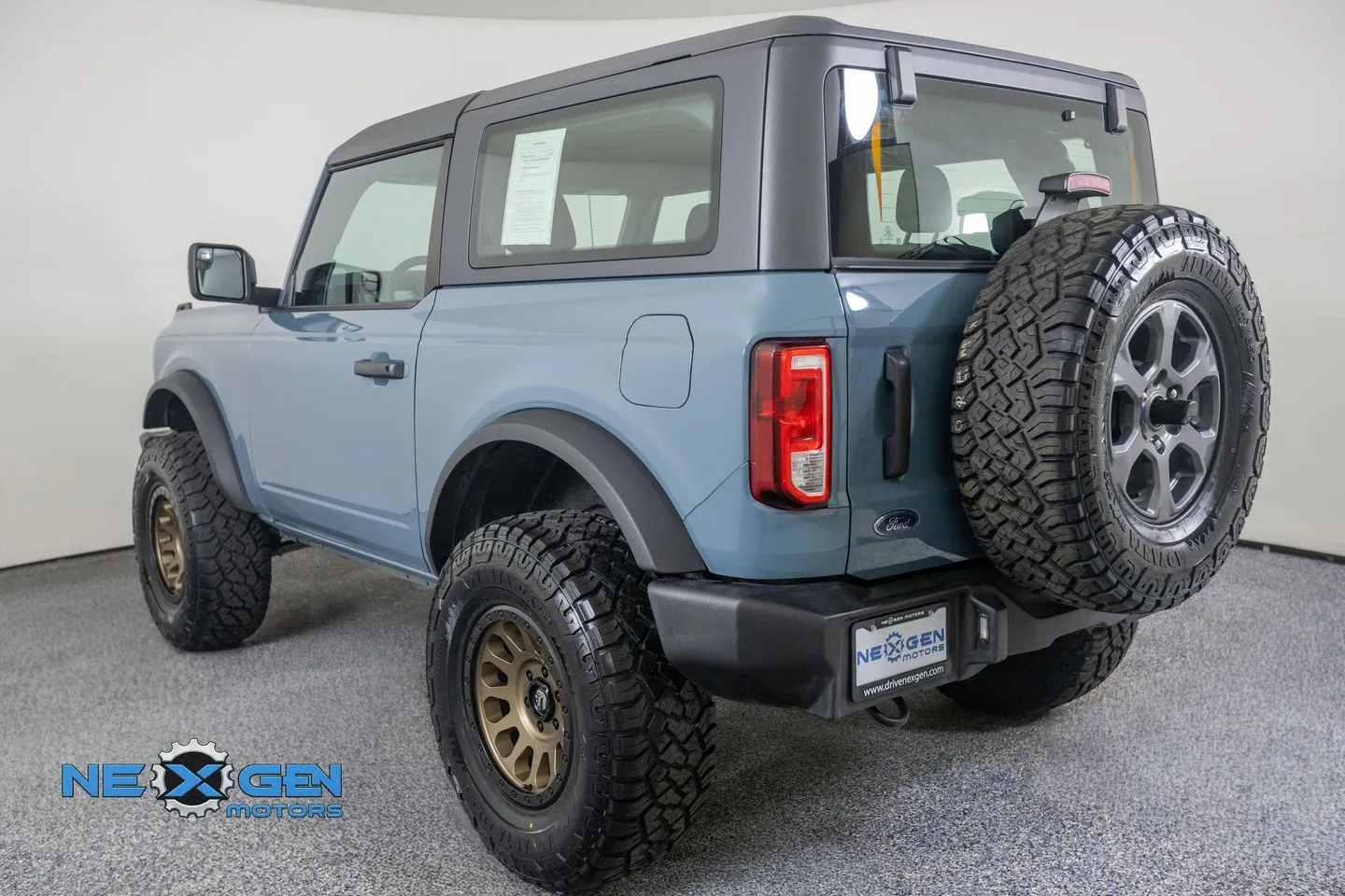 Ford Bronco photo 32