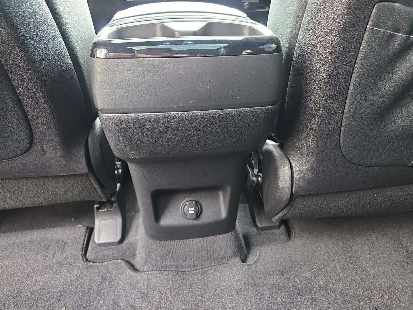 Kia Telluride photo 26