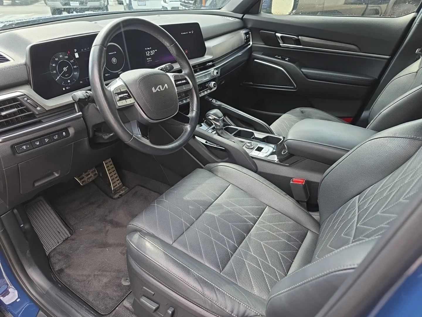 Kia Telluride photo 6