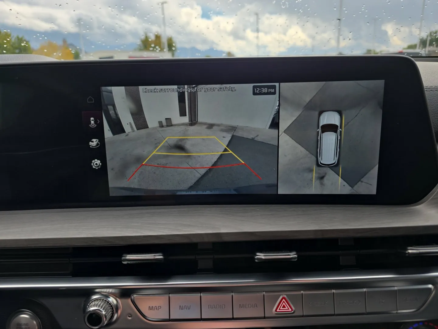 Kia Telluride photo 15