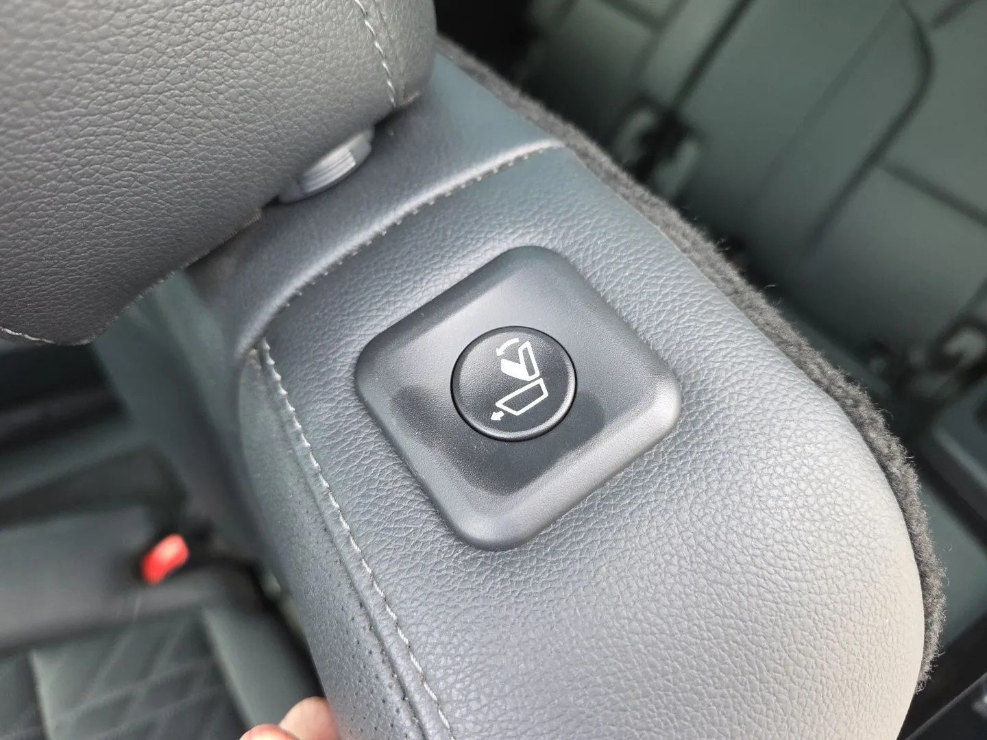 Kia Telluride photo 25