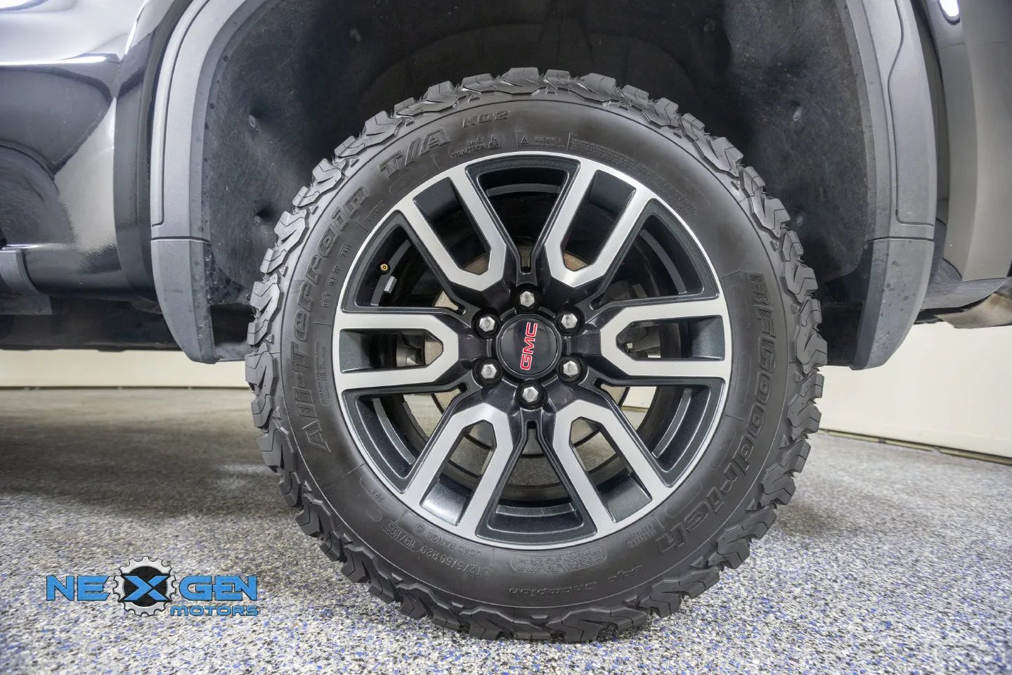 GMC Sierra photo 46