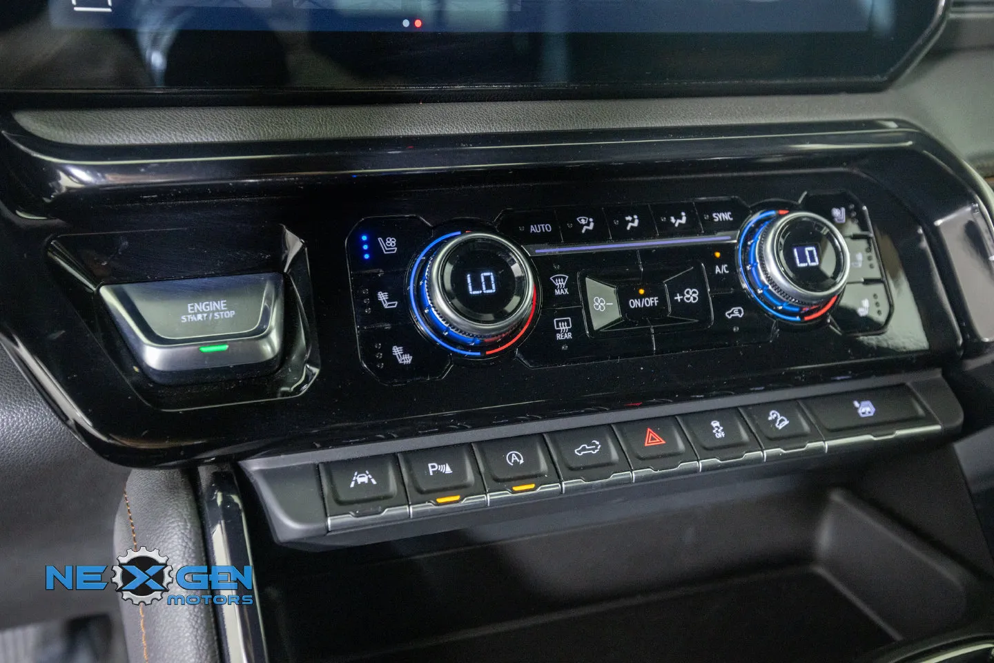 GMC Sierra photo 22