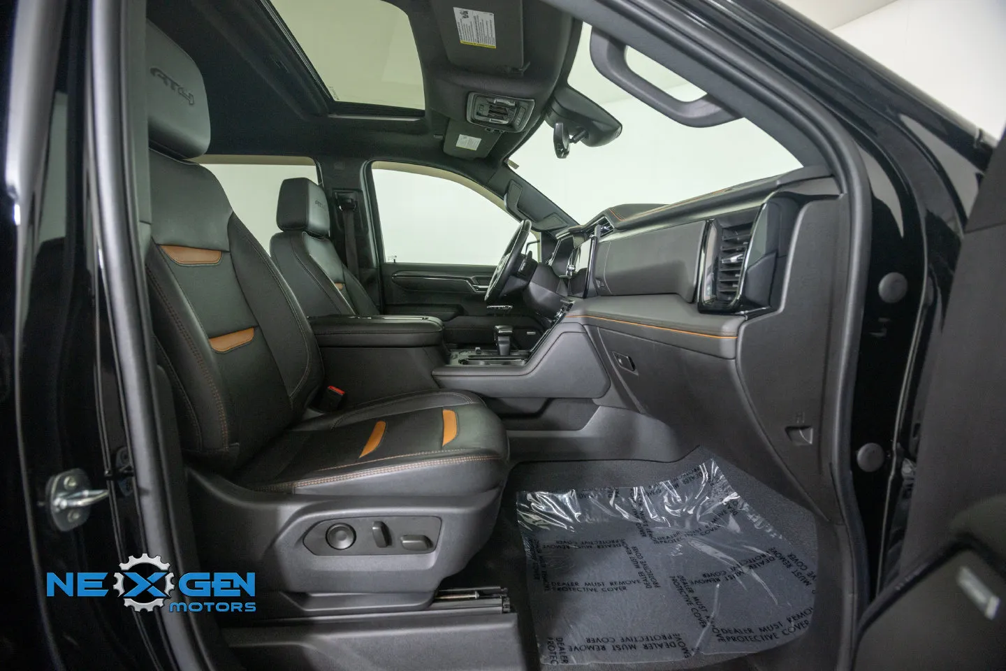 GMC Sierra photo 8