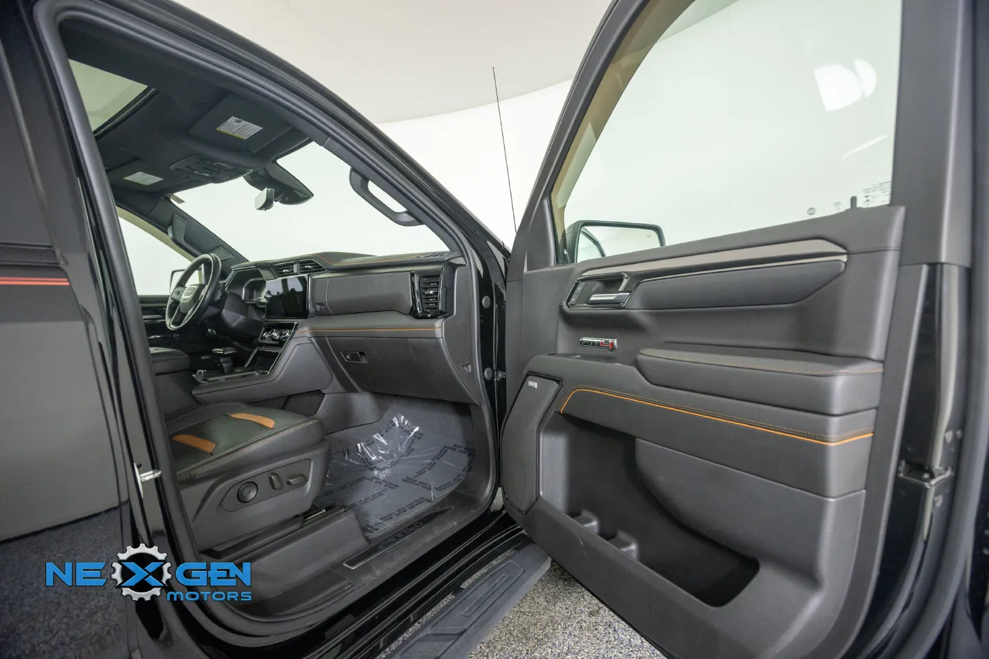 GMC Sierra photo 6
