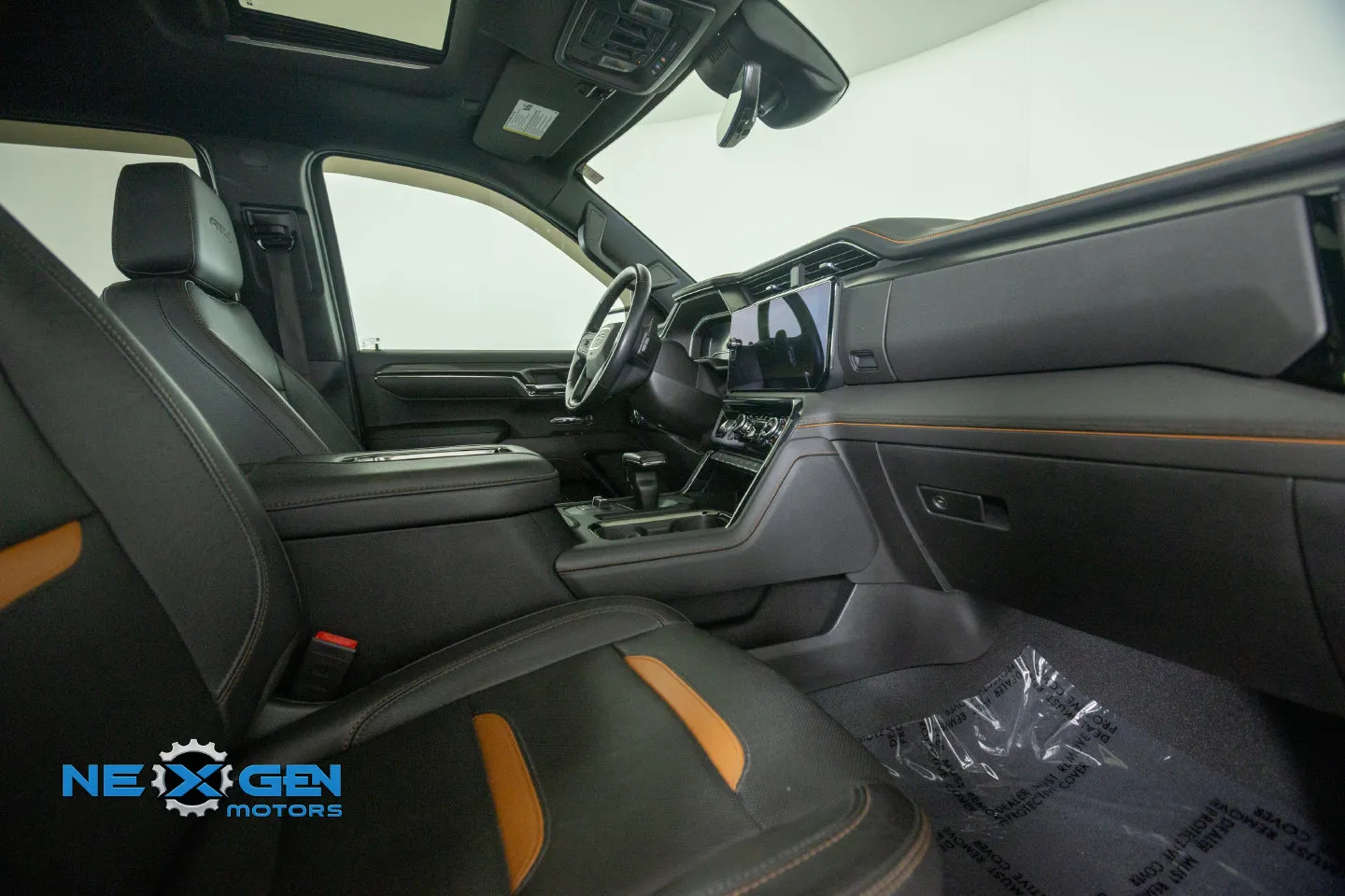 GMC Sierra photo 7