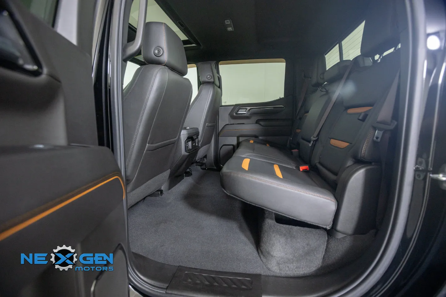 GMC Sierra photo 30
