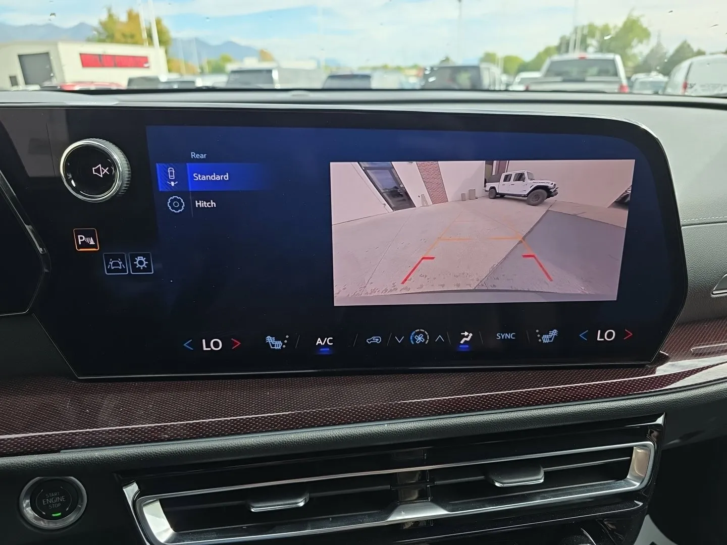Chevrolet Traverse photo 12
