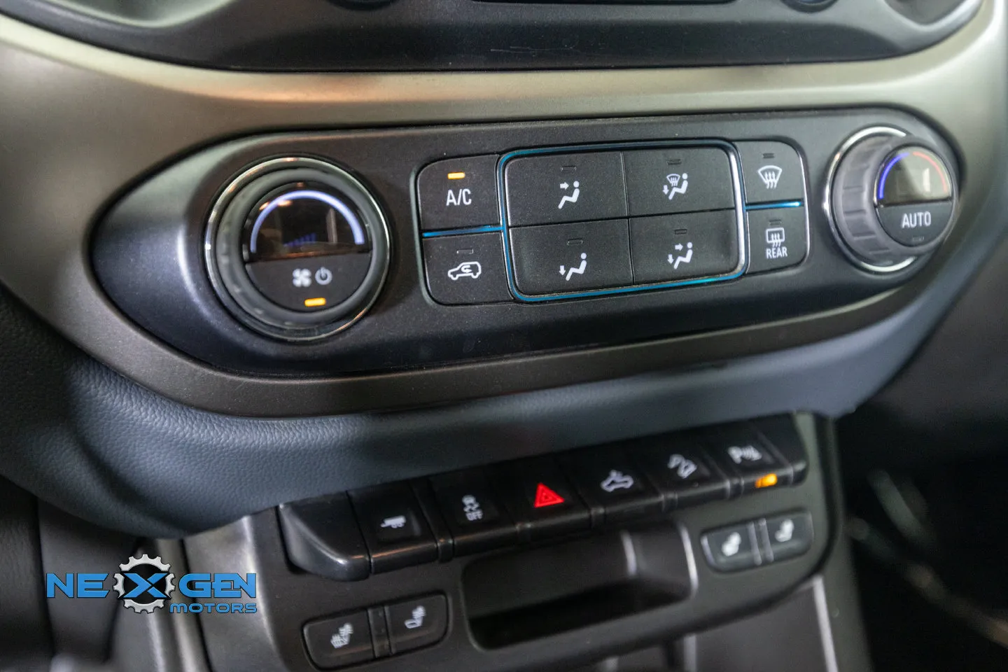 Chevrolet Colorado photo 22