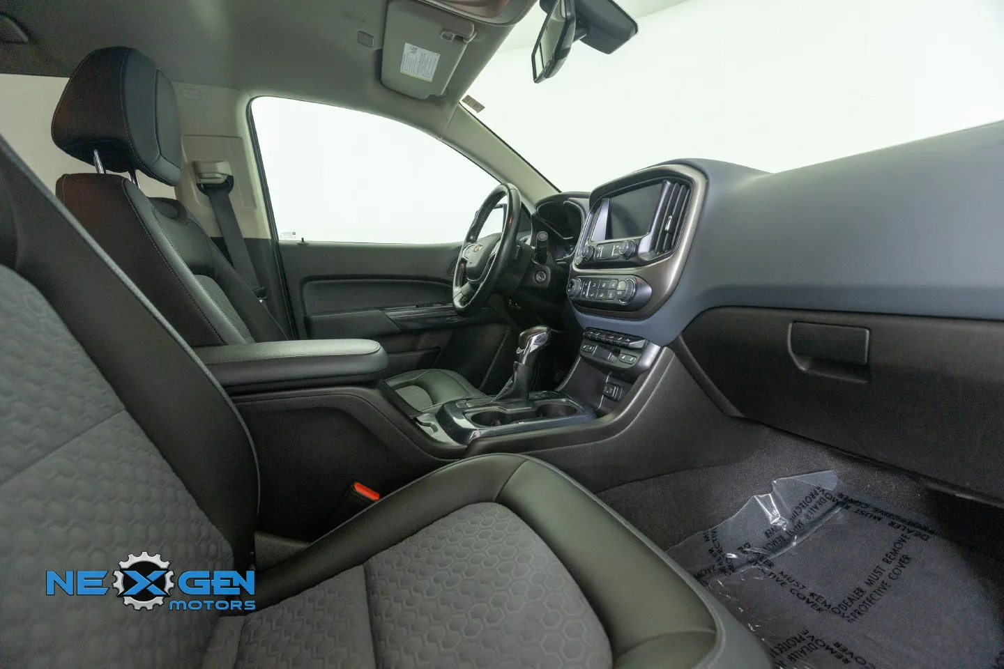Chevrolet Colorado photo 7