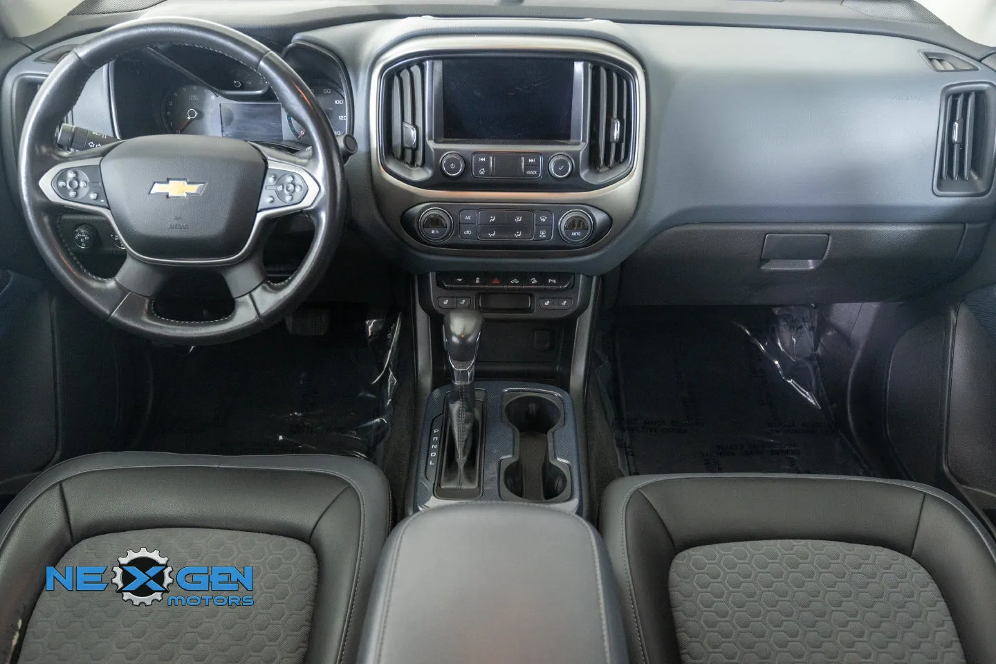 Chevrolet Colorado photo 4