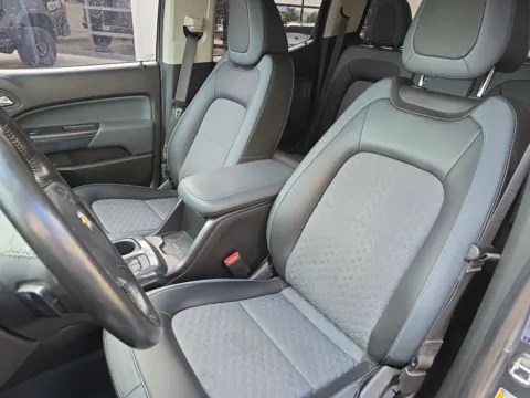 More photos of 2022 Chevrolet Colorado Z71 at NeXgen Motors, UT