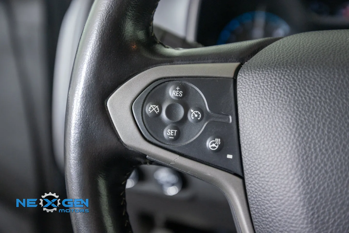 Chevrolet Colorado photo 17