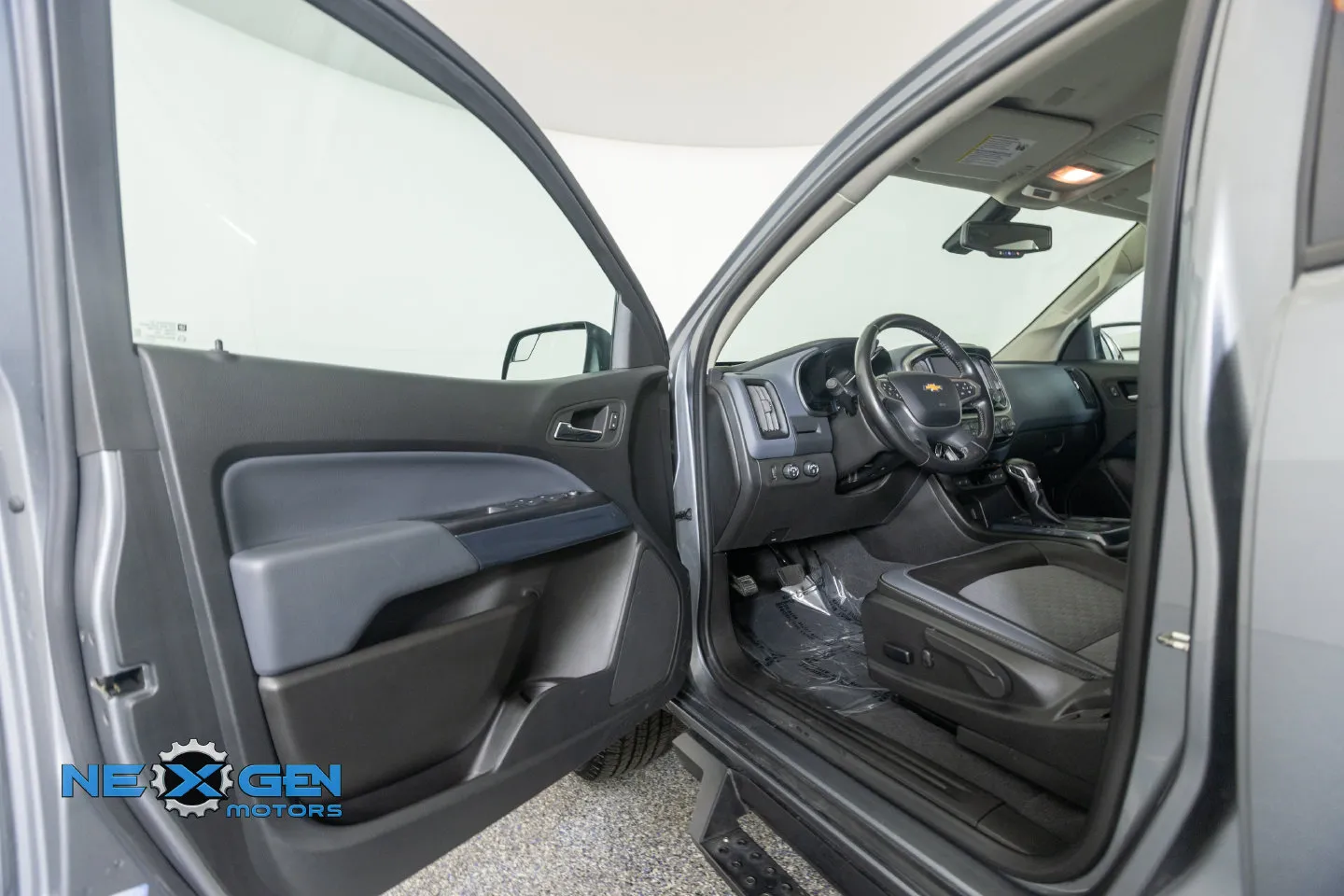 Chevrolet Colorado photo 12