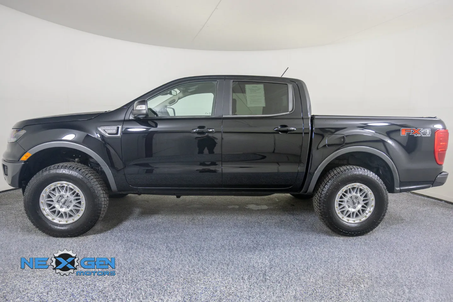 Ford Ranger photo 30