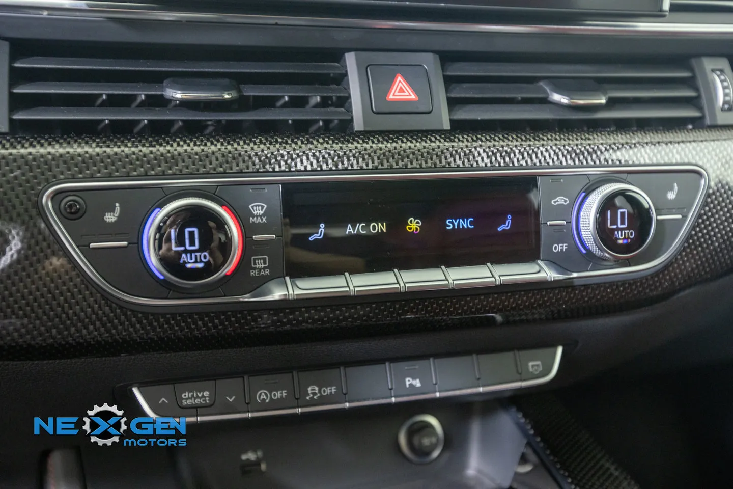 Audi A5 photo 21
