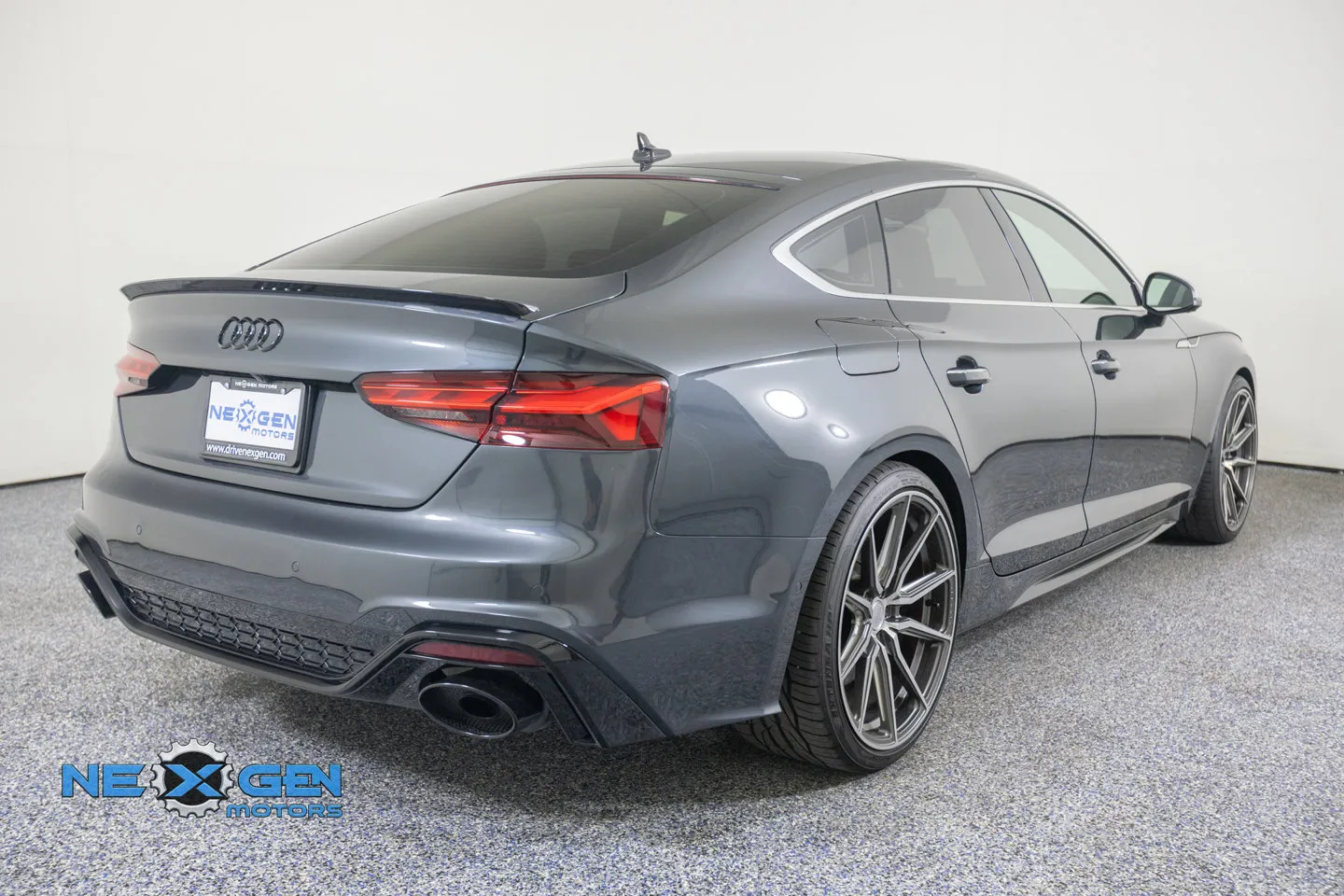 Audi A5 photo 8