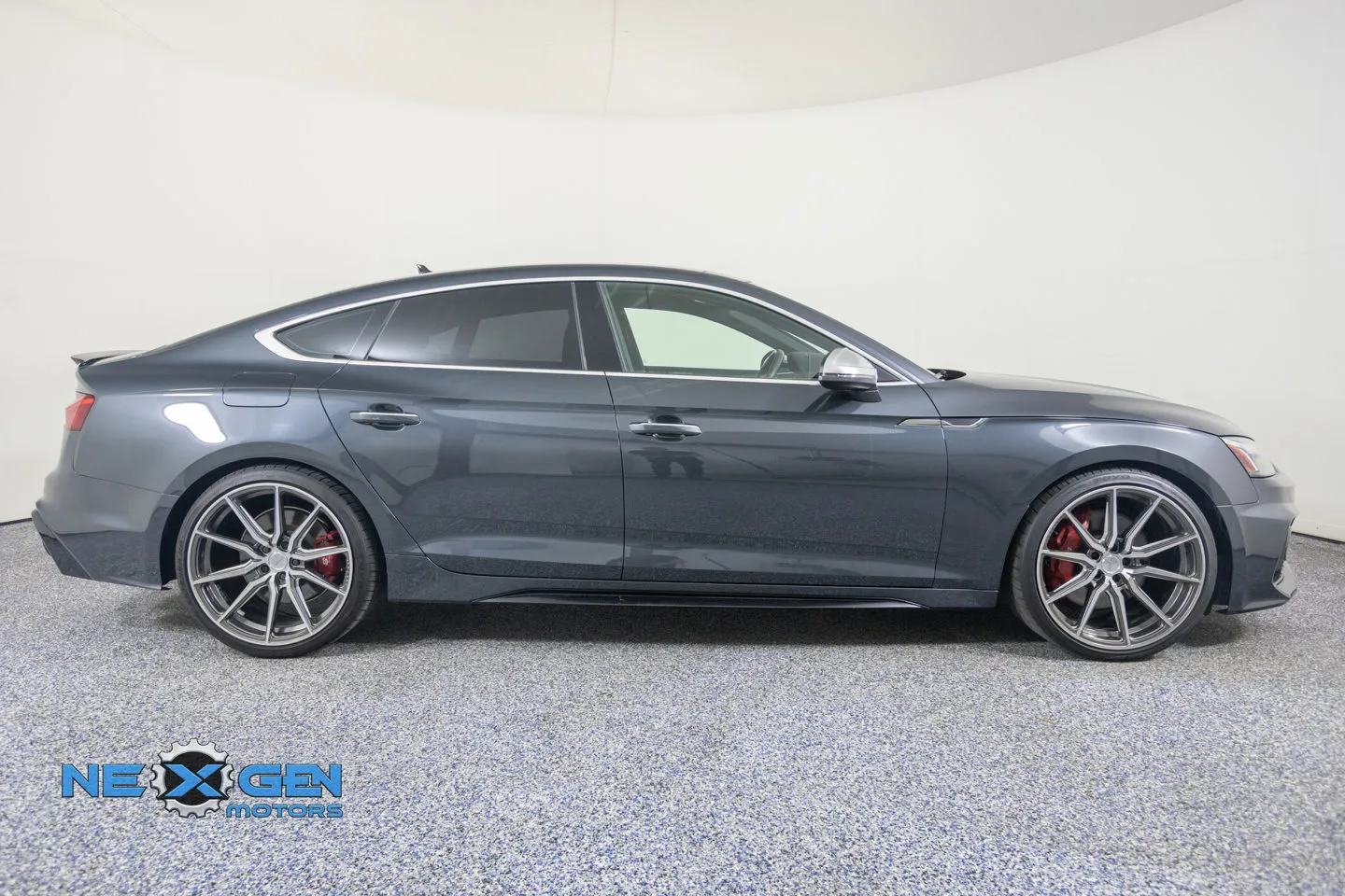 Audi A5 photo 9