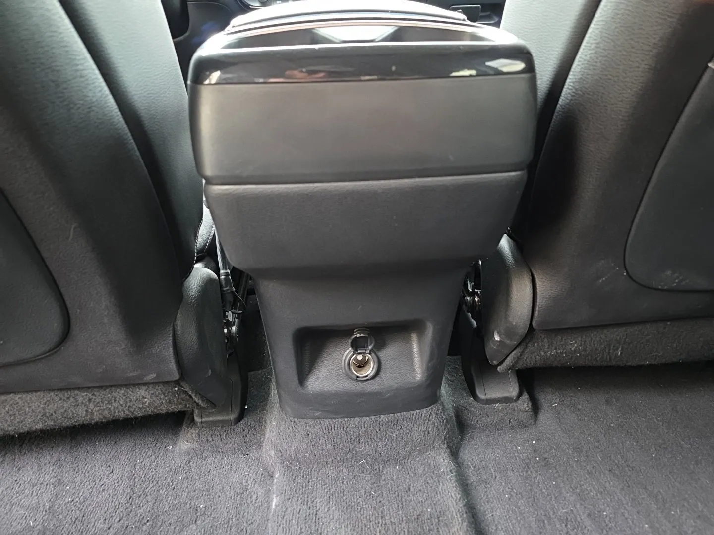 Kia Telluride photo 23