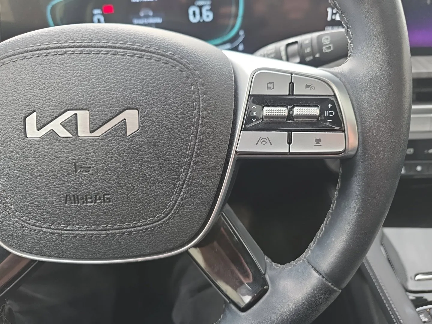 Kia Telluride photo 11
