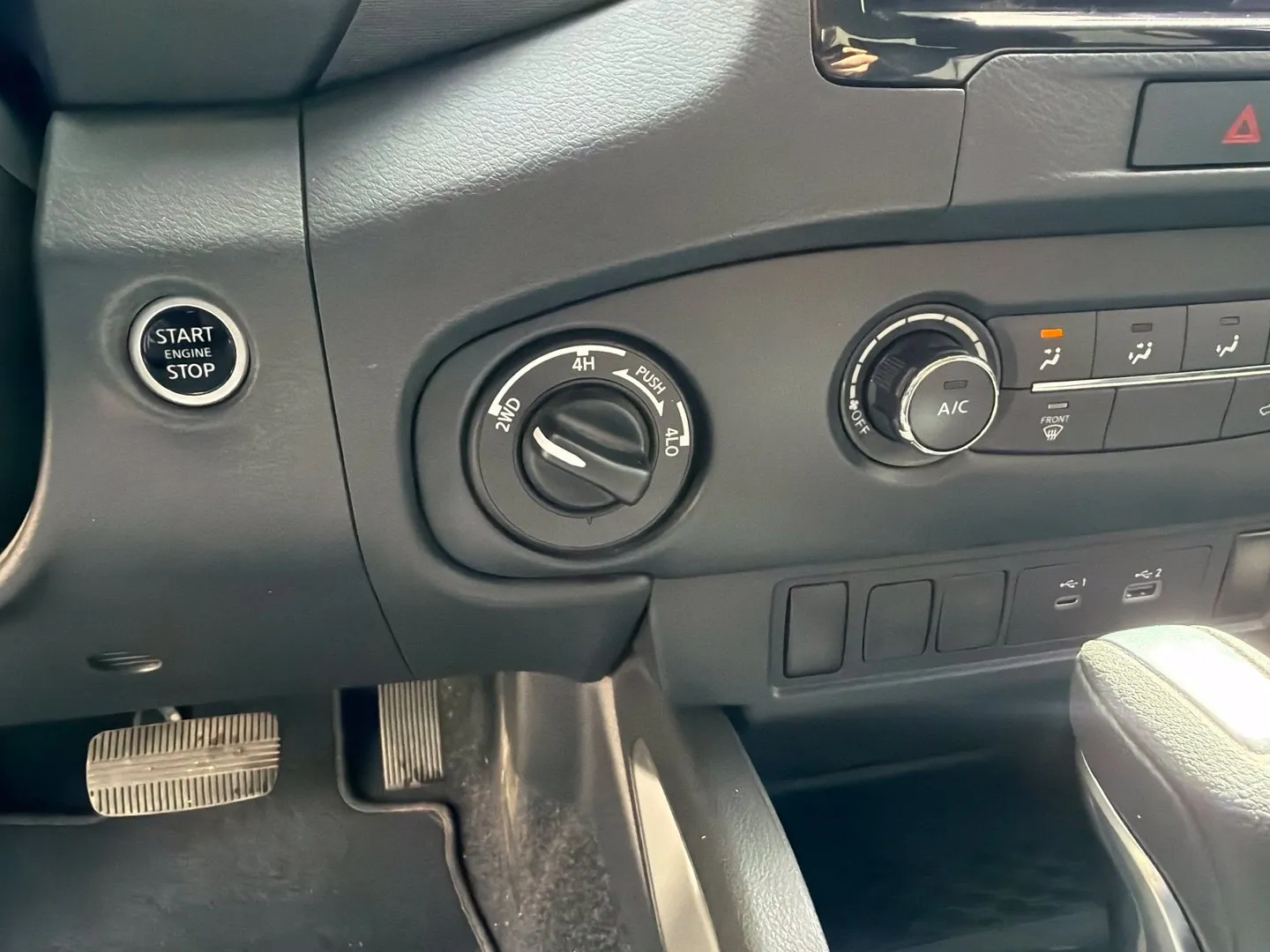 Nissan Frontier photo 11