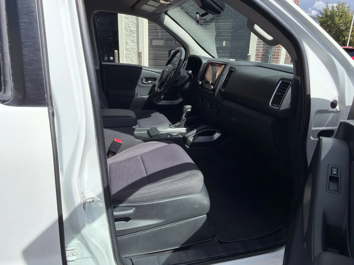 Nissan Frontier photo 19