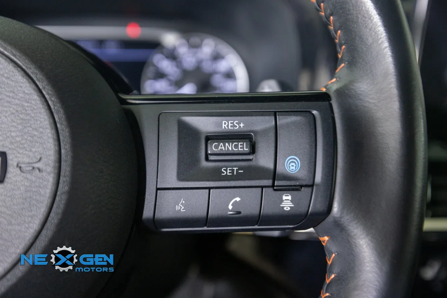 Nissan Pathfinder photo 18