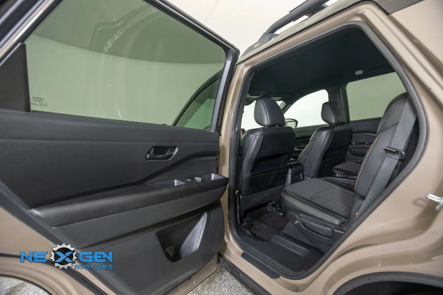 Nissan Pathfinder photo 28