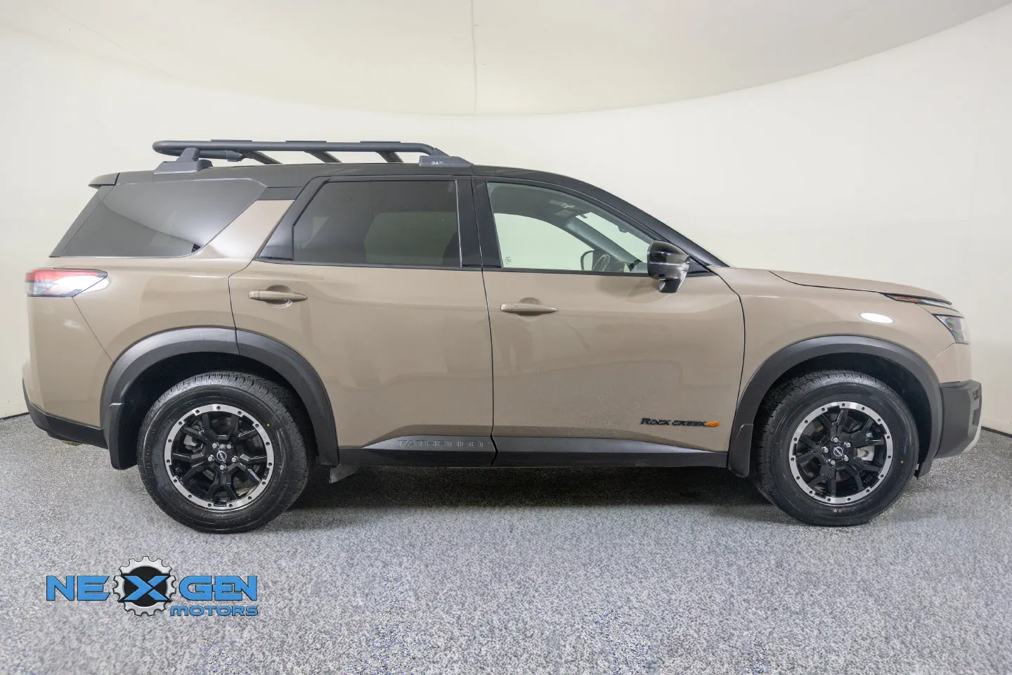 Nissan Pathfinder photo 38