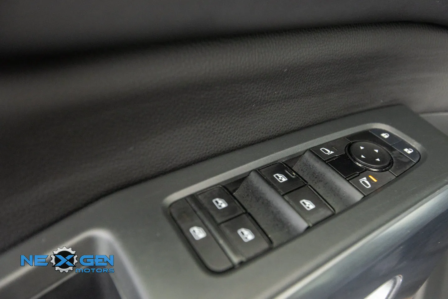Nissan Pathfinder photo 15