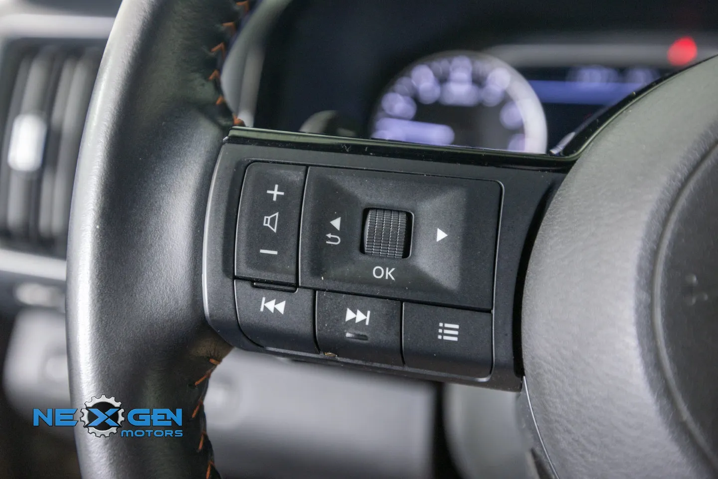 Nissan Pathfinder photo 17
