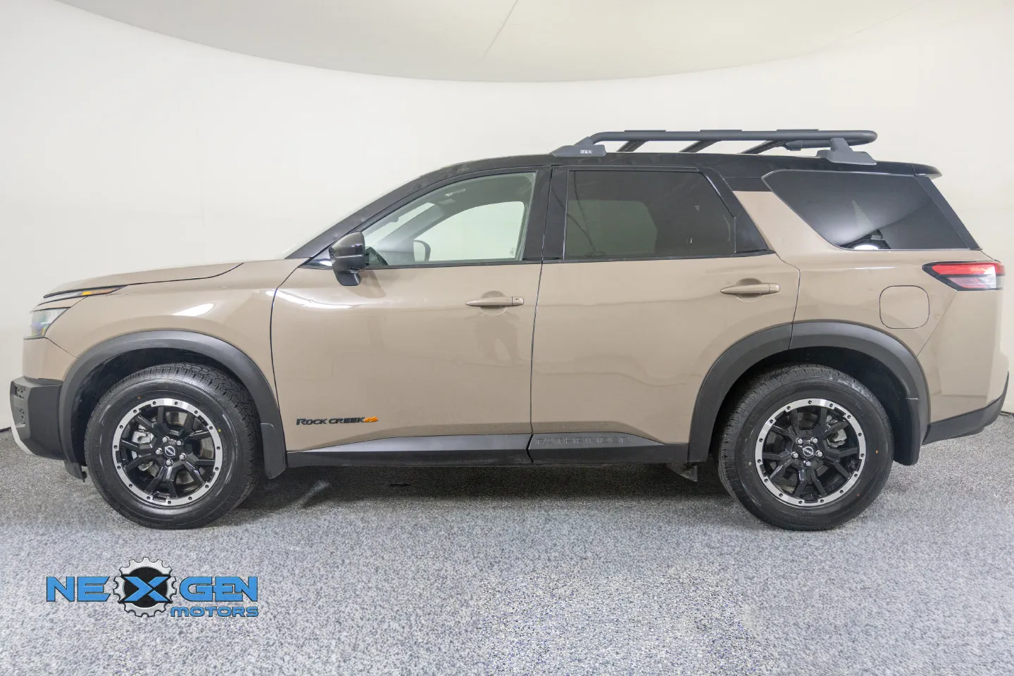 Nissan Pathfinder photo 26