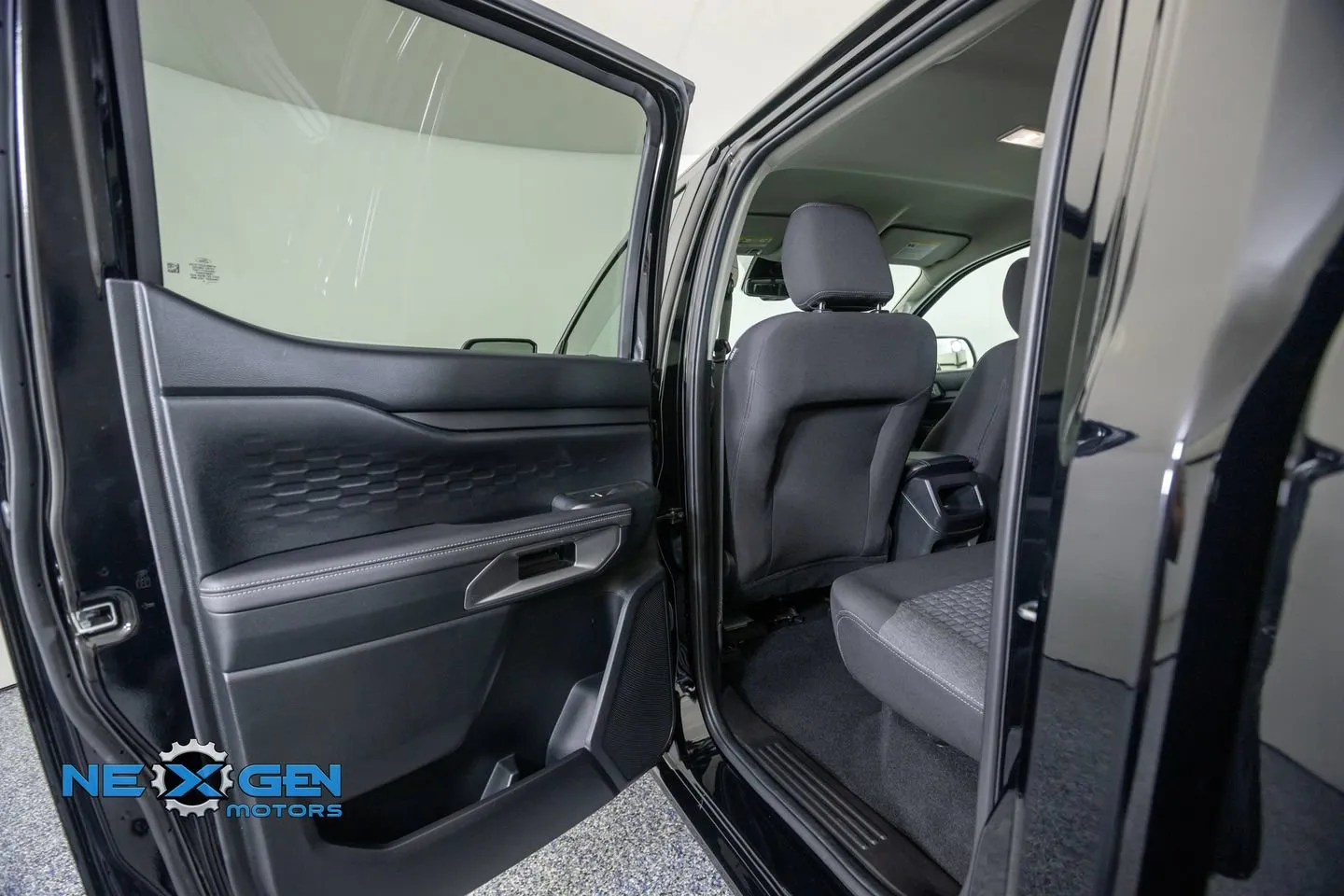 Ford Ranger photo 28