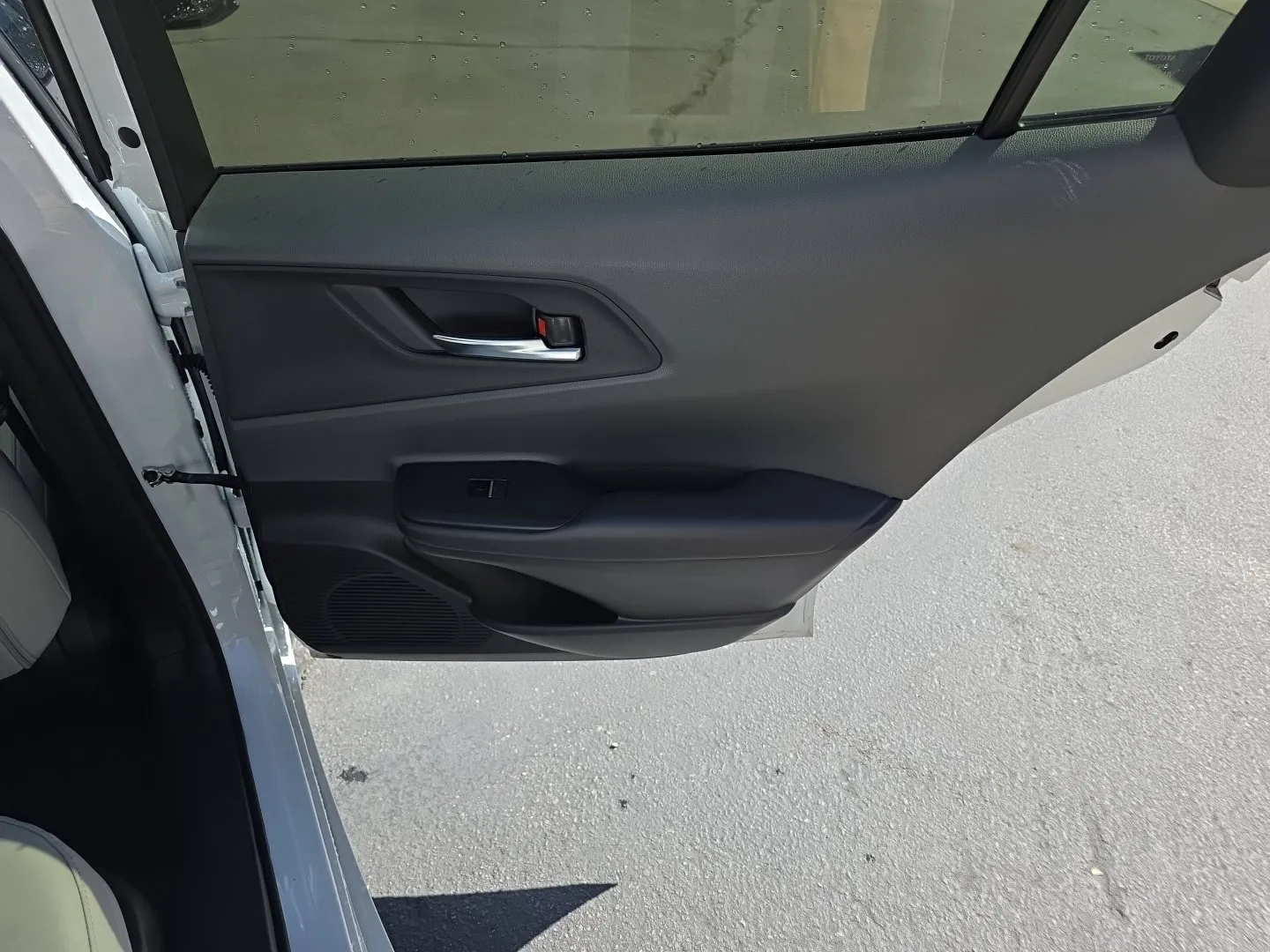 Toyota Prius photo 32