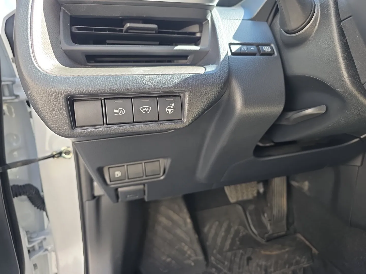 Toyota Prius photo 9
