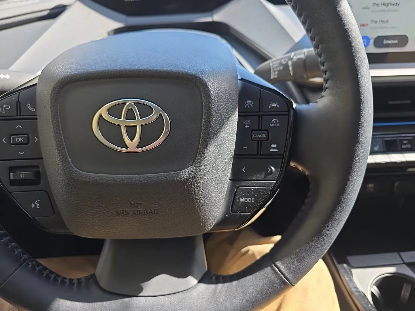 Toyota Prius photo 12