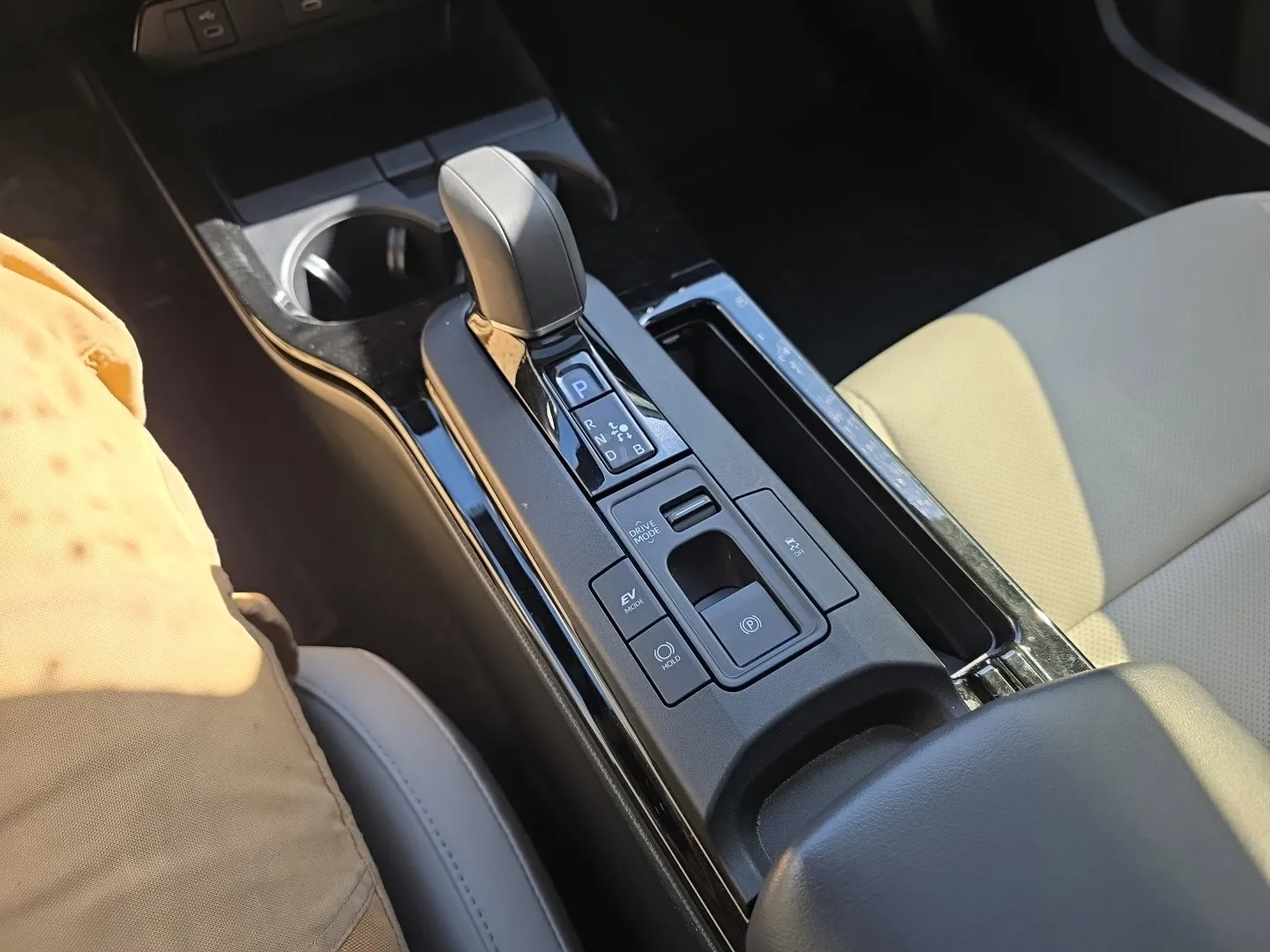 Toyota Prius photo 17