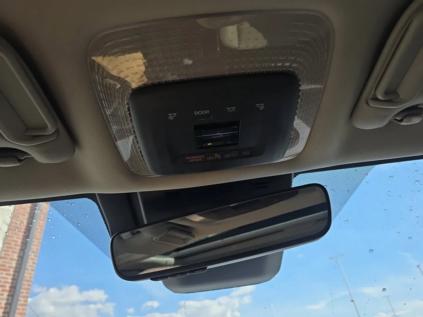 Toyota Prius photo 18