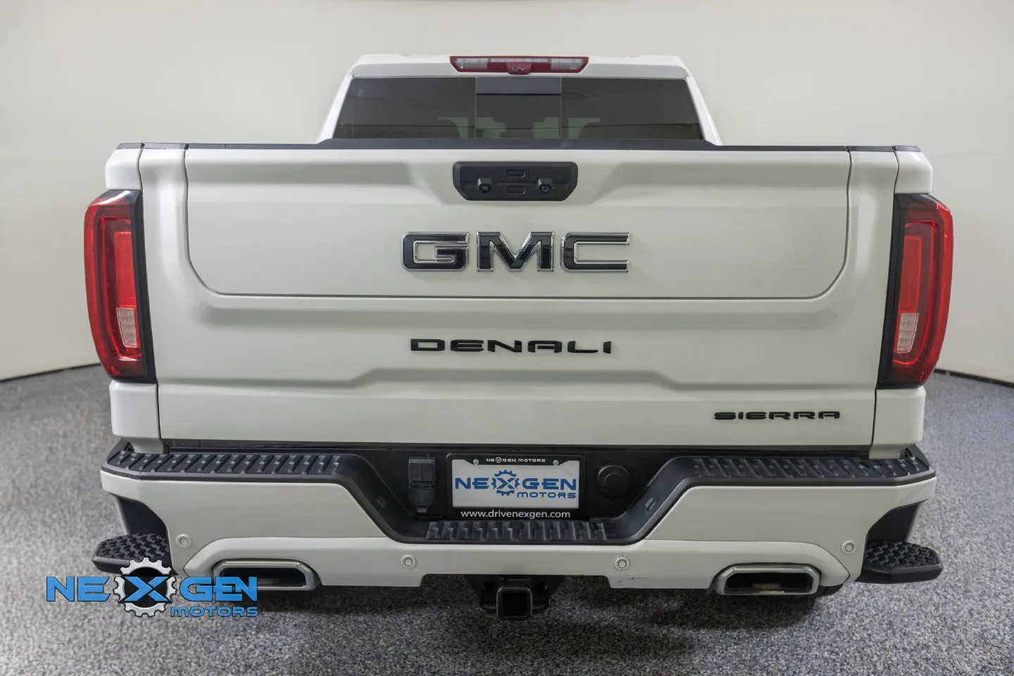 GMC Sierra photo 34