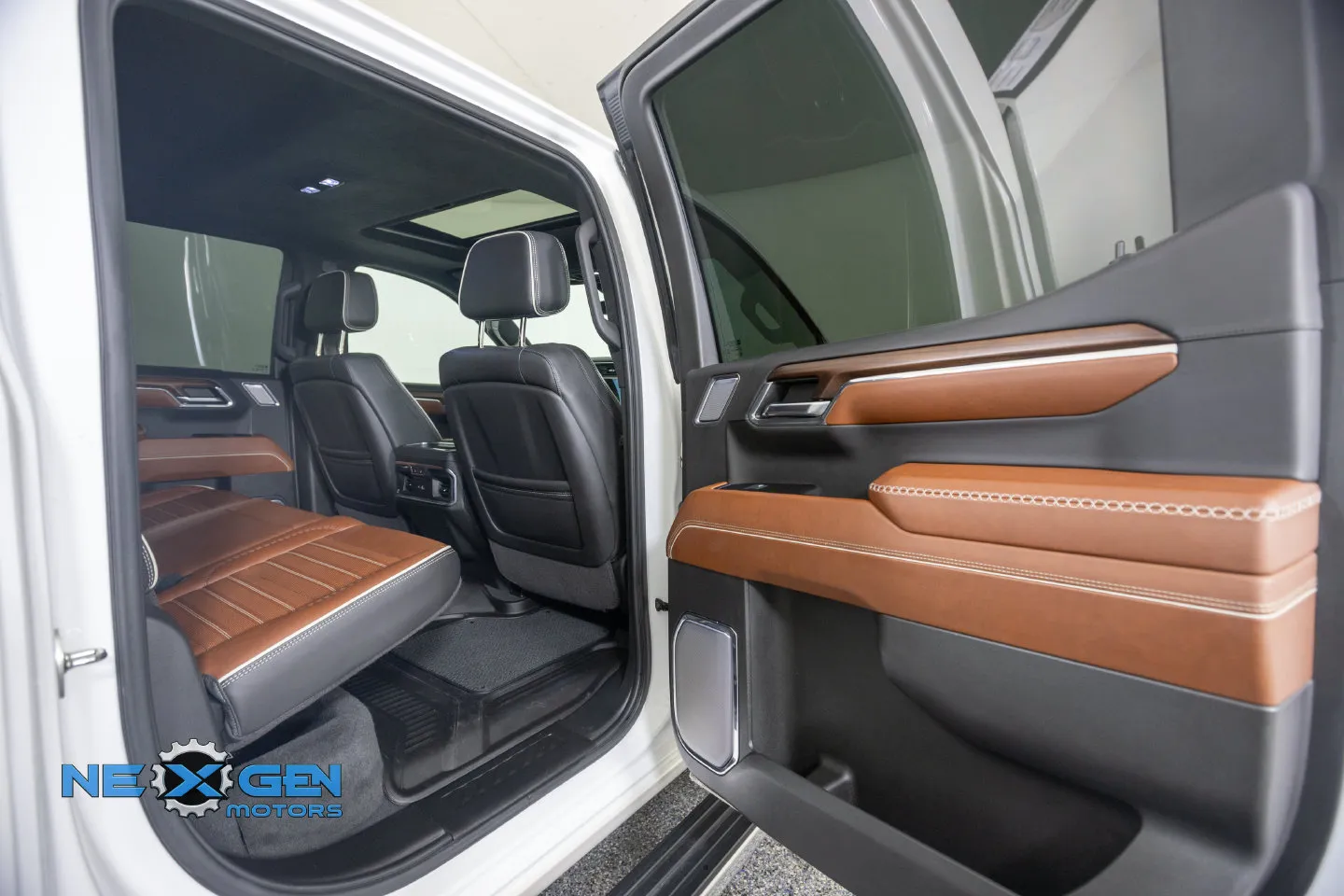 GMC Sierra photo 38
