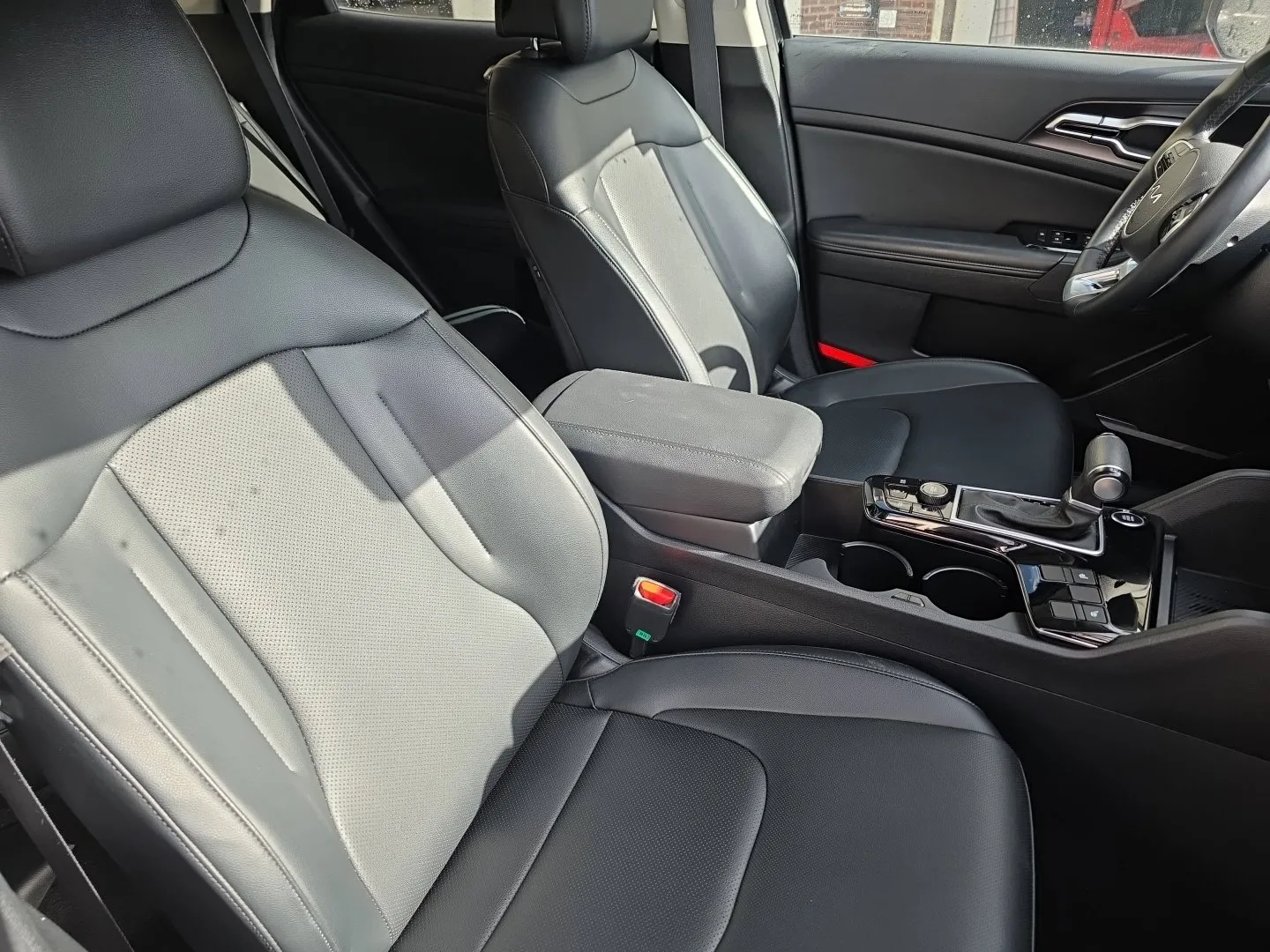 2024 Kia Sportage EX - Photo 34