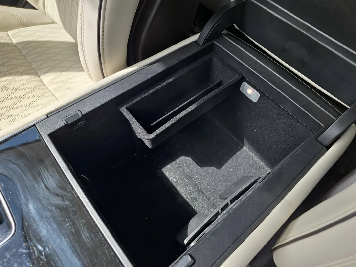 Lincoln Aviator photo 17