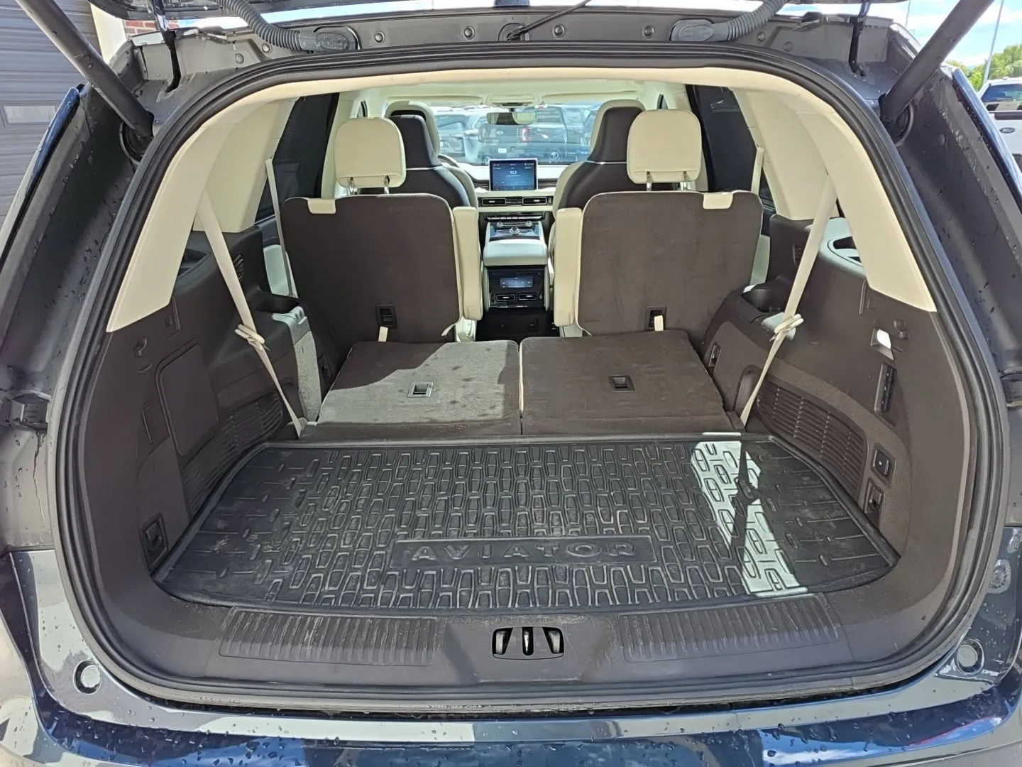 Lincoln Aviator photo 30